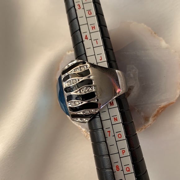 Blue Crystal Black Enamel Zebra stripe CZ Cocktail Dome Ring Size 6 - Picture 8 of 9